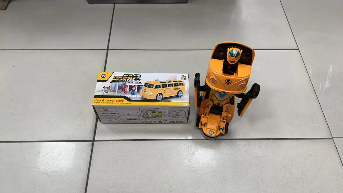 Żółty Autobus Robot Transformujący Zabawka 3+