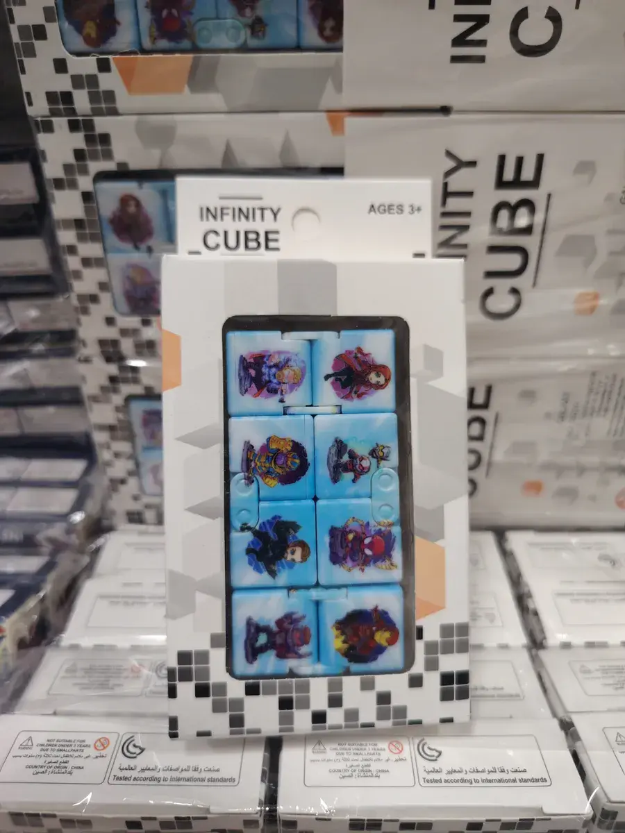 Infinity Cube Kostiumowy z Postaciami 3+