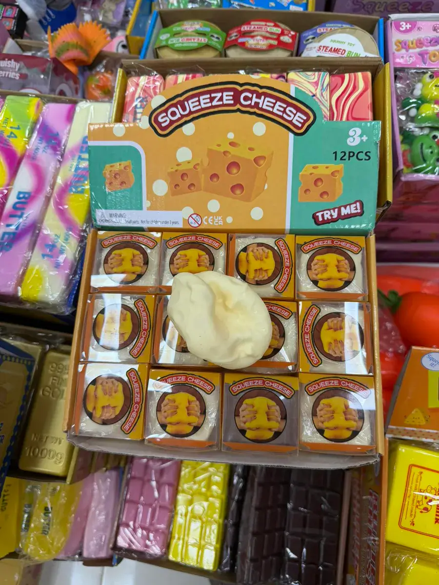 Antystresowa zabawka Squeeze Cheese 12 sztuk, żółty ser