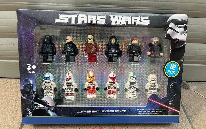 Zestaw figurek Star Wars 12 szt. 3+