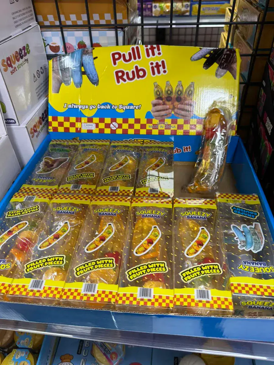 Zabawka Antystresowa Squeezy Banana z Owocowymi Elementami