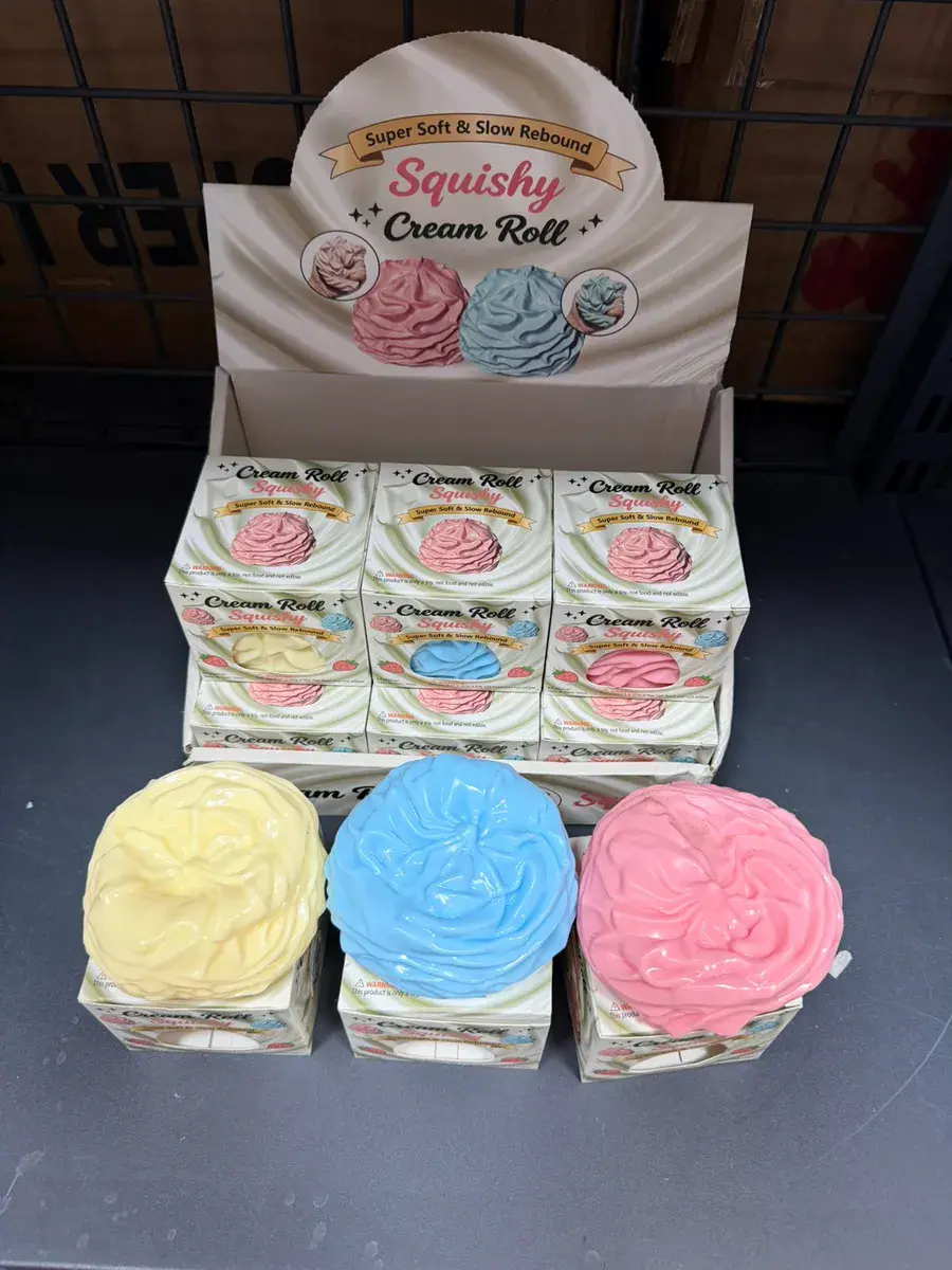 Squishy Cream Roll miękka piankowa zabawka antystresowa mix kolorów
