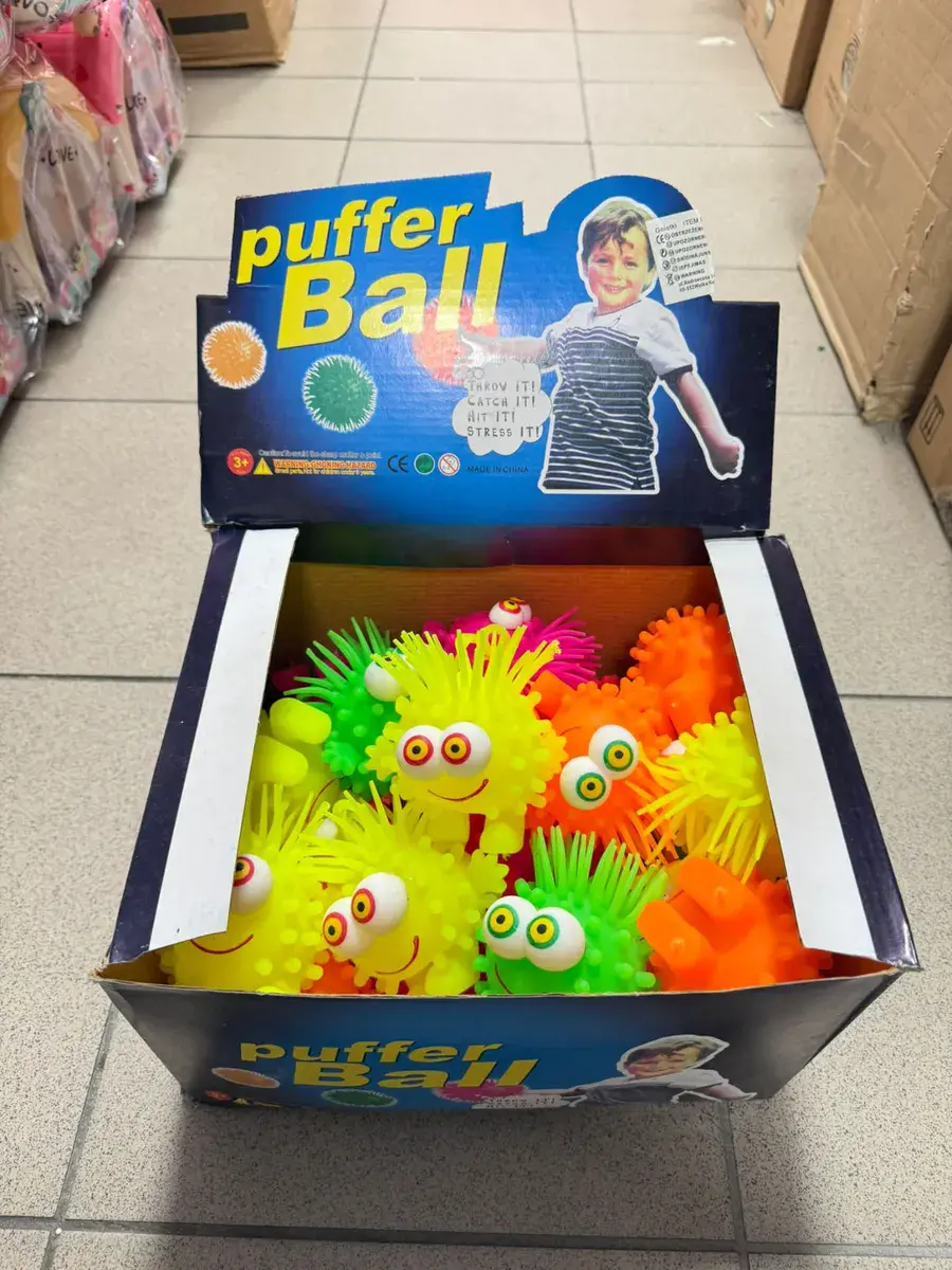 Kolorowa piłka sensoryczna Puffer Ball z oczami i wypustkami