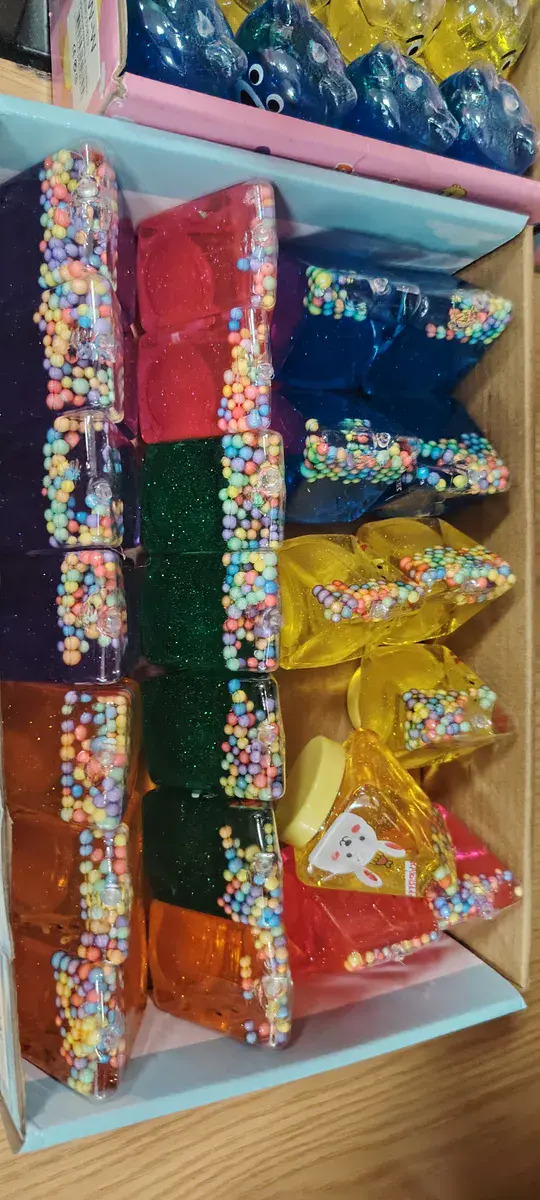 Zabawki Slime Kolorowe Kostki z Piankowymi Kulkami 24 szt