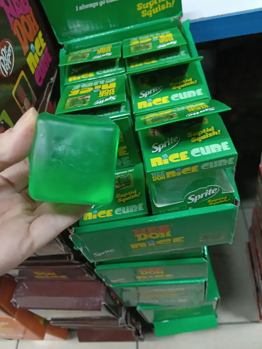 Sprite Nice Cube zielona kostka antystresowa miękka