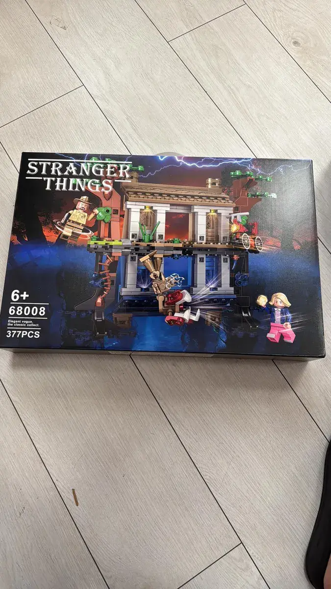 Stranger Things Zestaw Klocków 377 elementów 6+