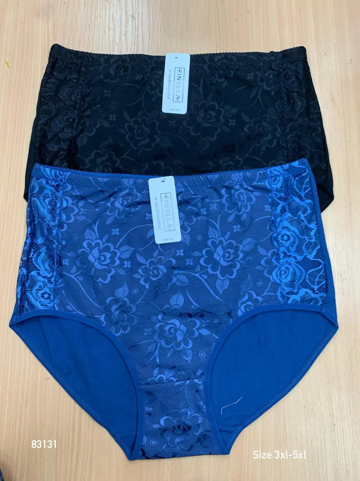 Majki damskie rozmiar XL-3XL czarne i granatowe