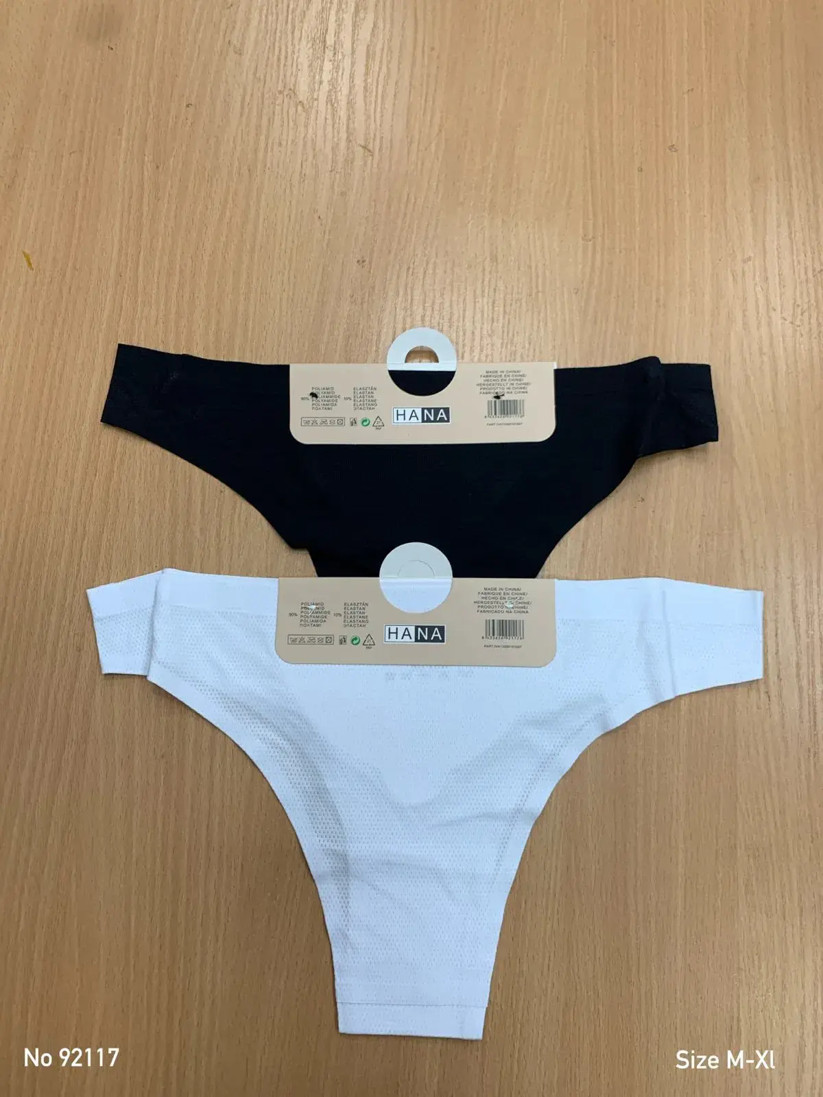 Majki damskie HANA Size M-XL, czarne i białe