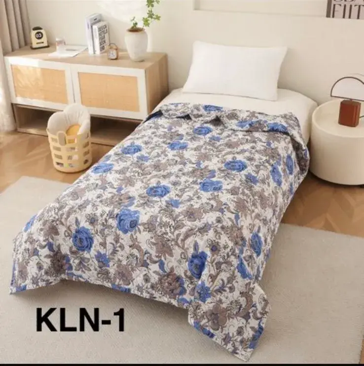 Kołdry Letnie 160/200 niebiesko-białe kwiatowe KLN-1