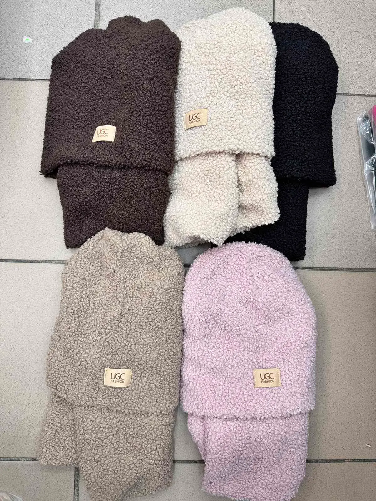 Komplet czapka komin damski teddy UGC 6 kolorów