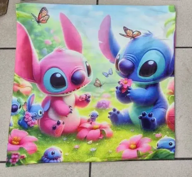 Poduszki 40/40 Lilo & Stitch różowo-niebieskie