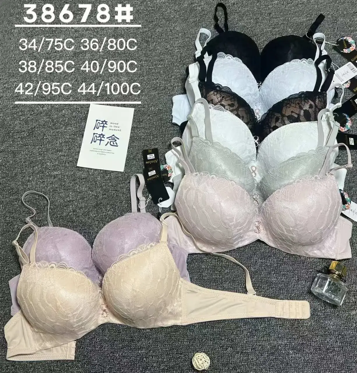 Biustonosze damskie push-up koronka różne kolory i rozmiary