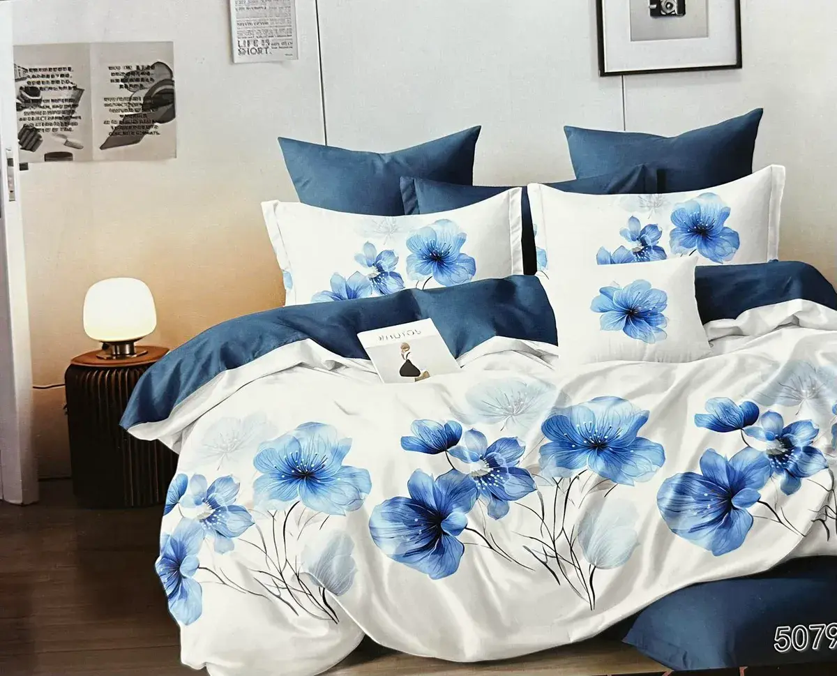 Komplet pościeli 3D 100% satyna bawełniana 200x220 z niebieskimi kwiatami