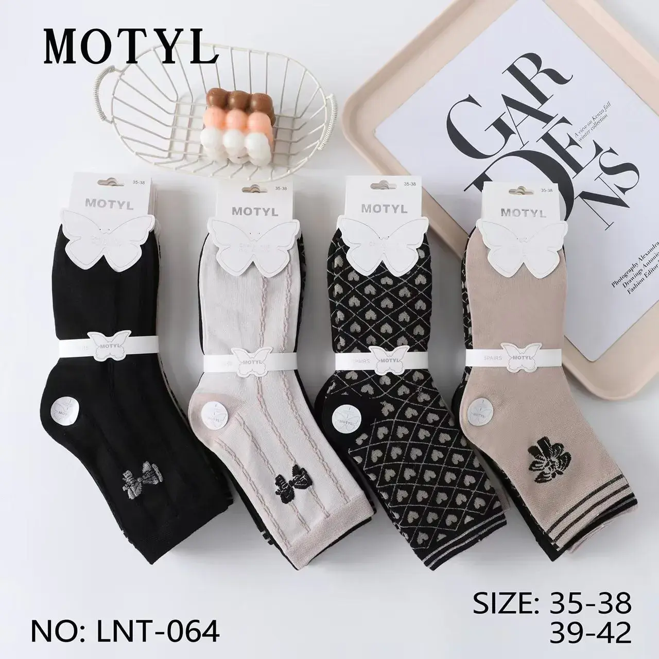 Skarpetki damskie Motyl 4 pary rozmiary 35-38/39-42