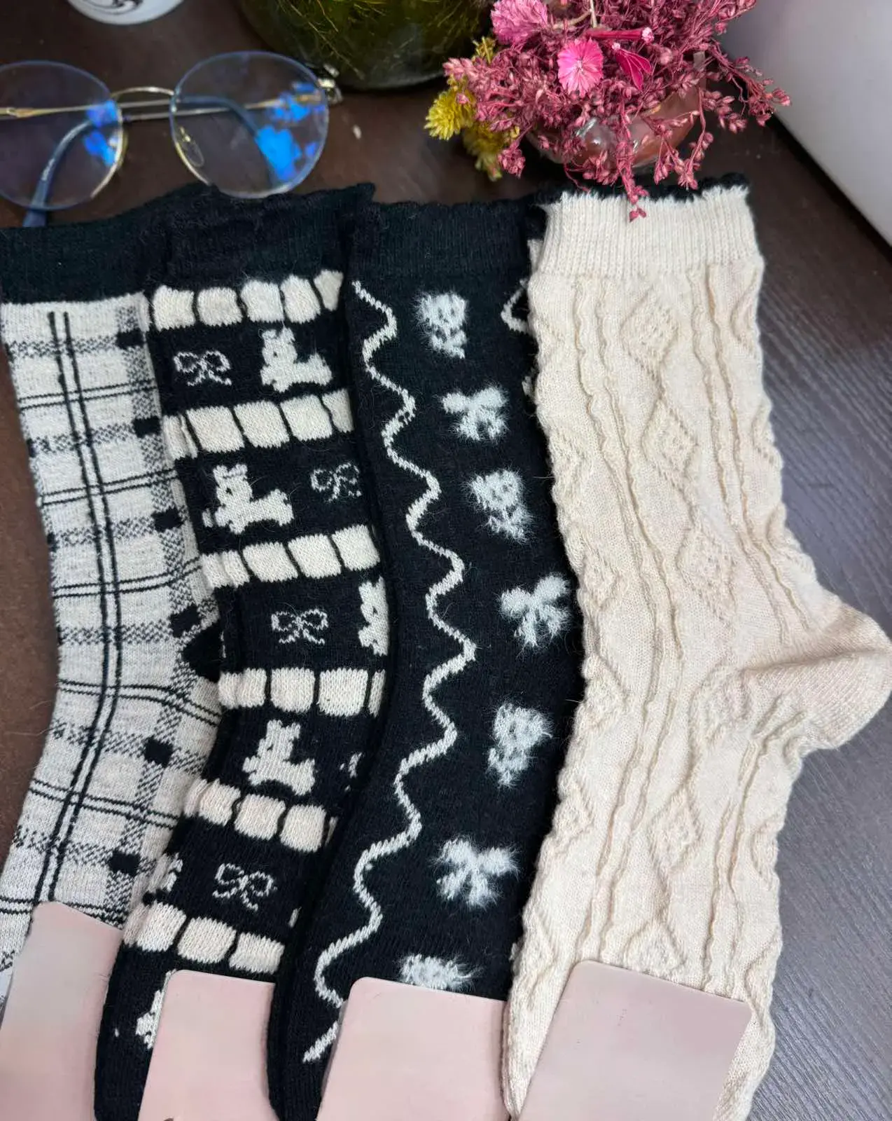 Skarpetki damskie dzianinowe z wzorami 40 szt