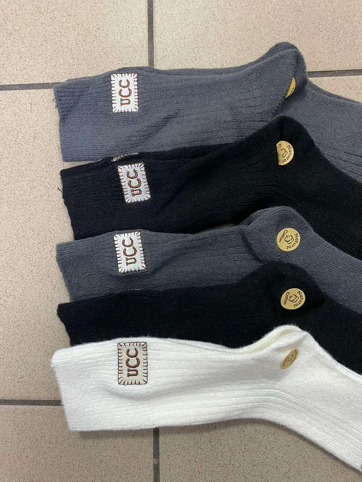 Skarpetki damskie z metką UCC, szare/czarne/białe