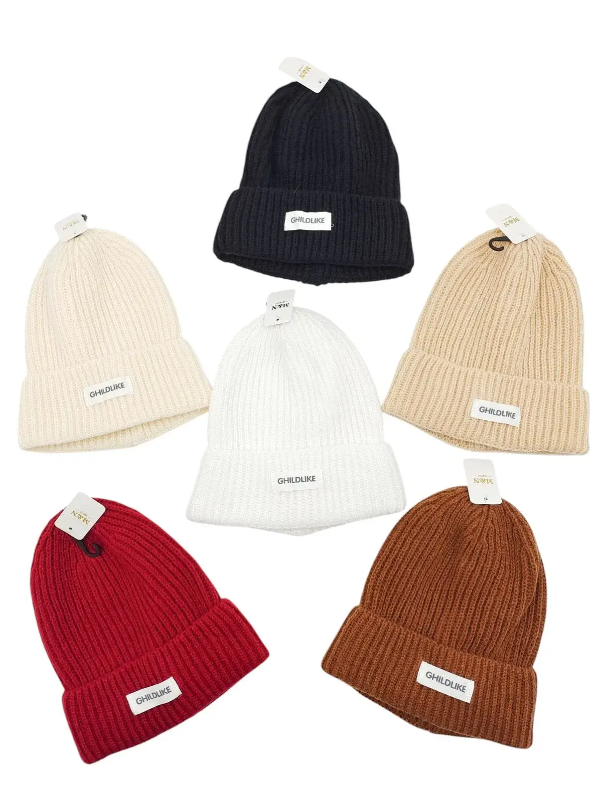 Czapki damskie beanie GDARE czarny biały beż czerwony
