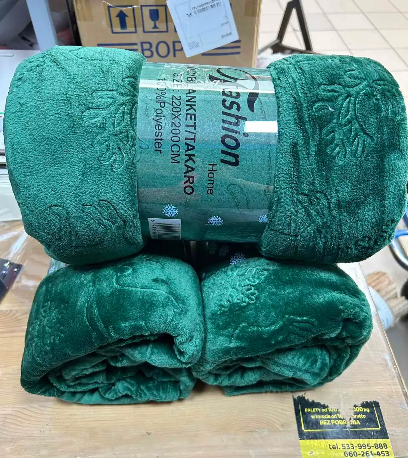 Koc Świąteczny 200x220cm Zielony Minky Fashion Karo Home