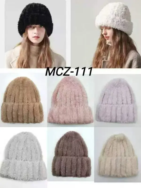 Czapki damskie futrzane MCZ-111, 12 szt/opak.