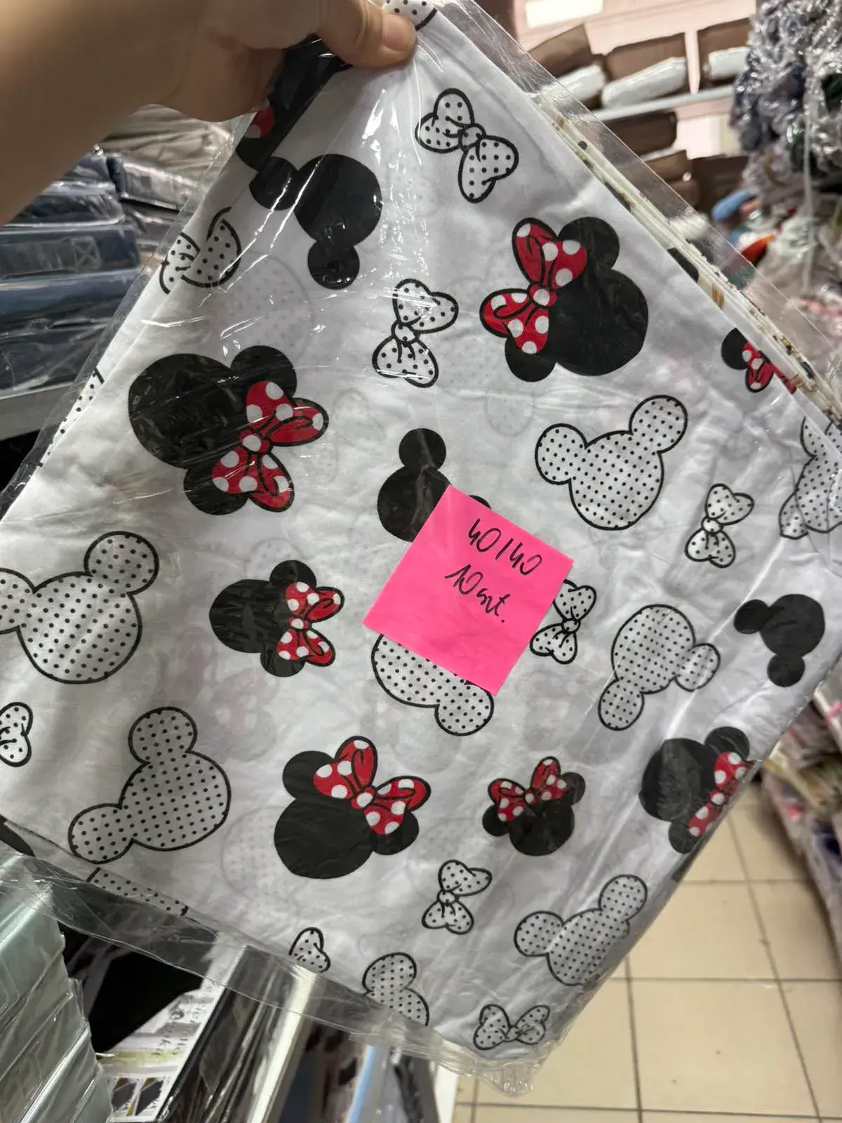 Poszewki 40x40 cm Mickey & Minnie Mouse biało-czarne