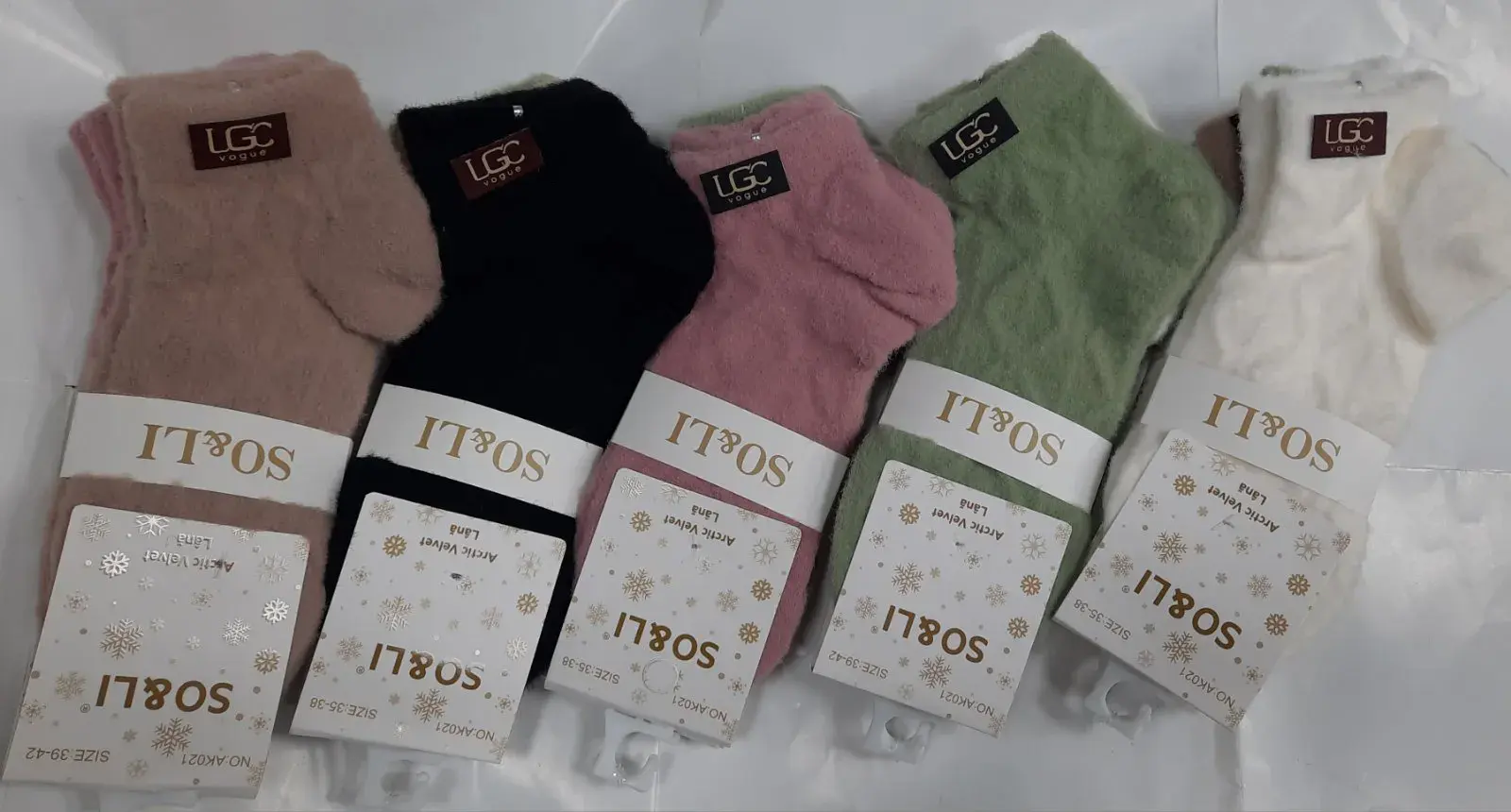 Skarpetki damskie UGG z futerkiem 5 par beżowe/różowe/czarne