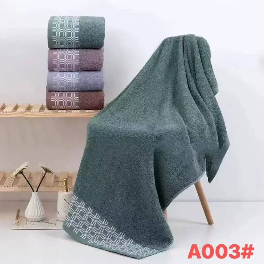 Ręcznik bawełniany 50x100 cm z geometrycznym wzorem, mix kolorów