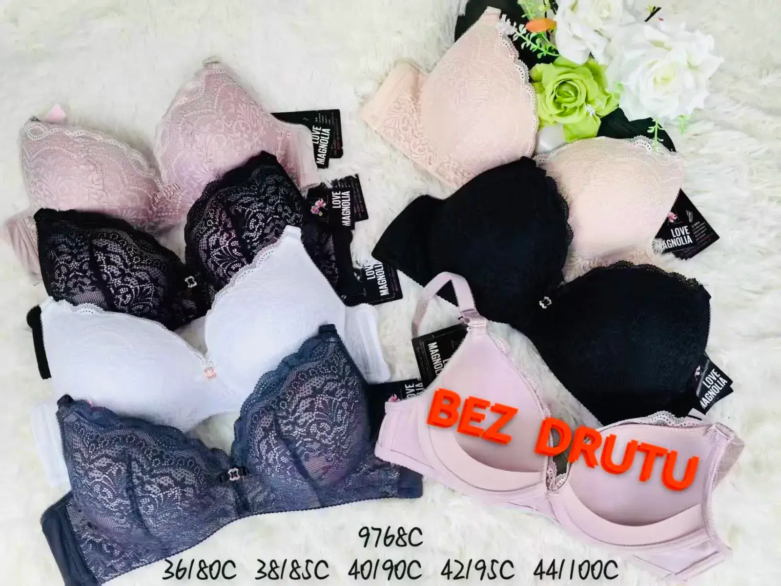 Biustonosz damski bez drutu koronkowy 36B-44/100