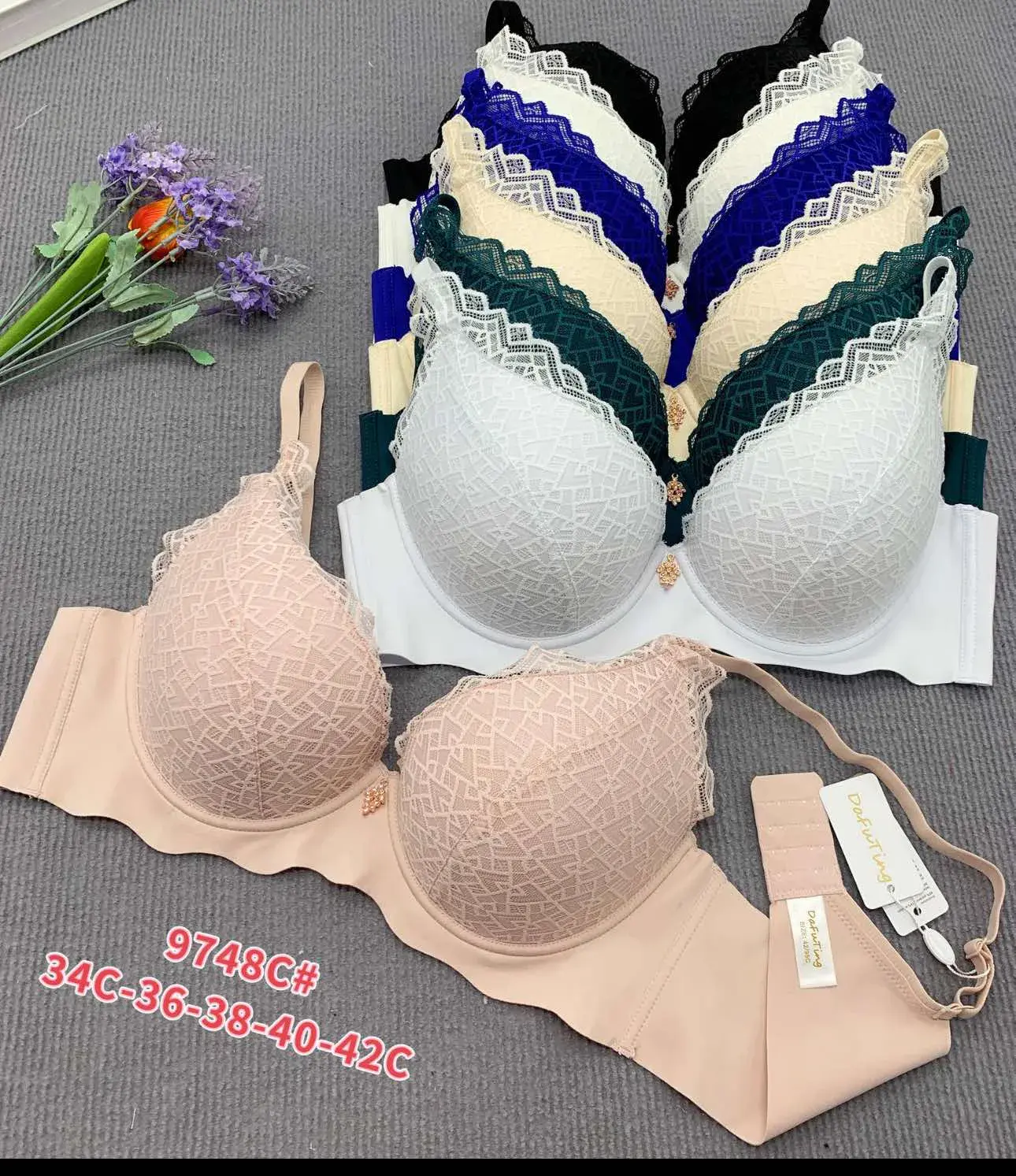 Biustonosz damski koronkowy 36-40C