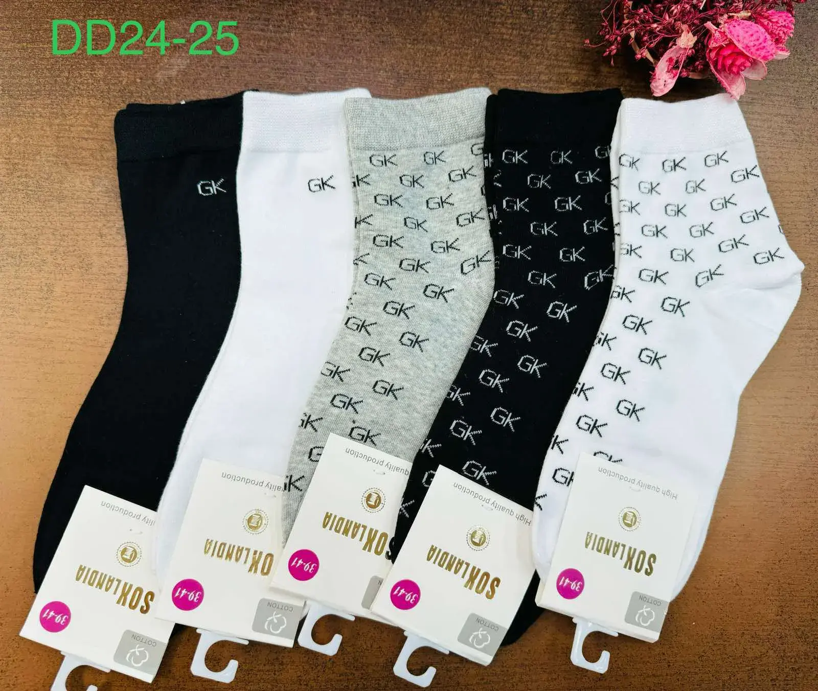 Skarpetki damskie DD24-25 z nadrukiem GK, 3-pack czarny/biały/szary