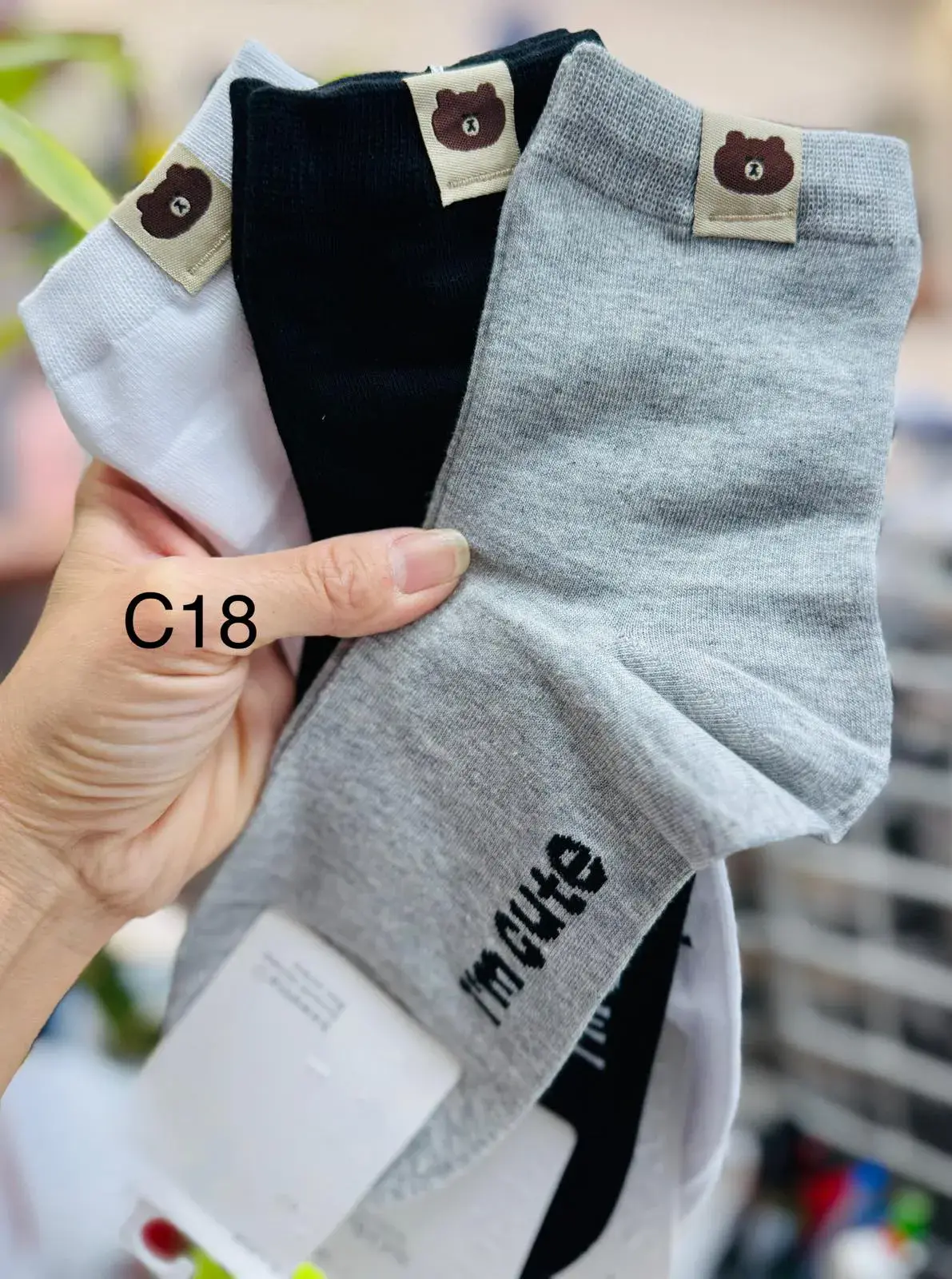Skarpetki damskie z misiem CUTE, 3 szt. czarny/szary/biały