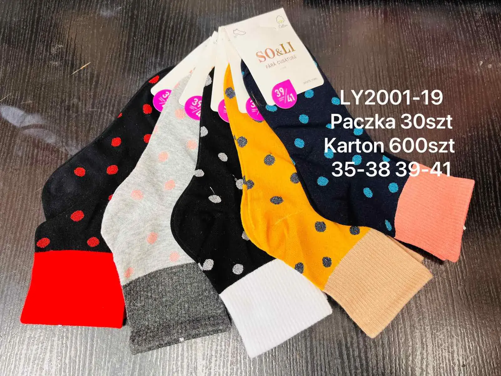 Skarpetki damskie LY2001-19 kropki różne kolory