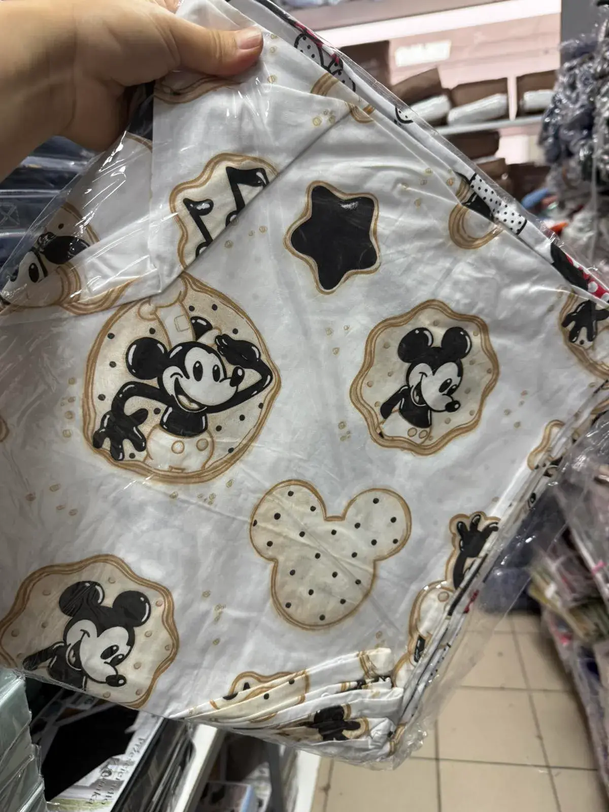 Poszewki 40/40 cm Mickey Mouse biało-czarne
