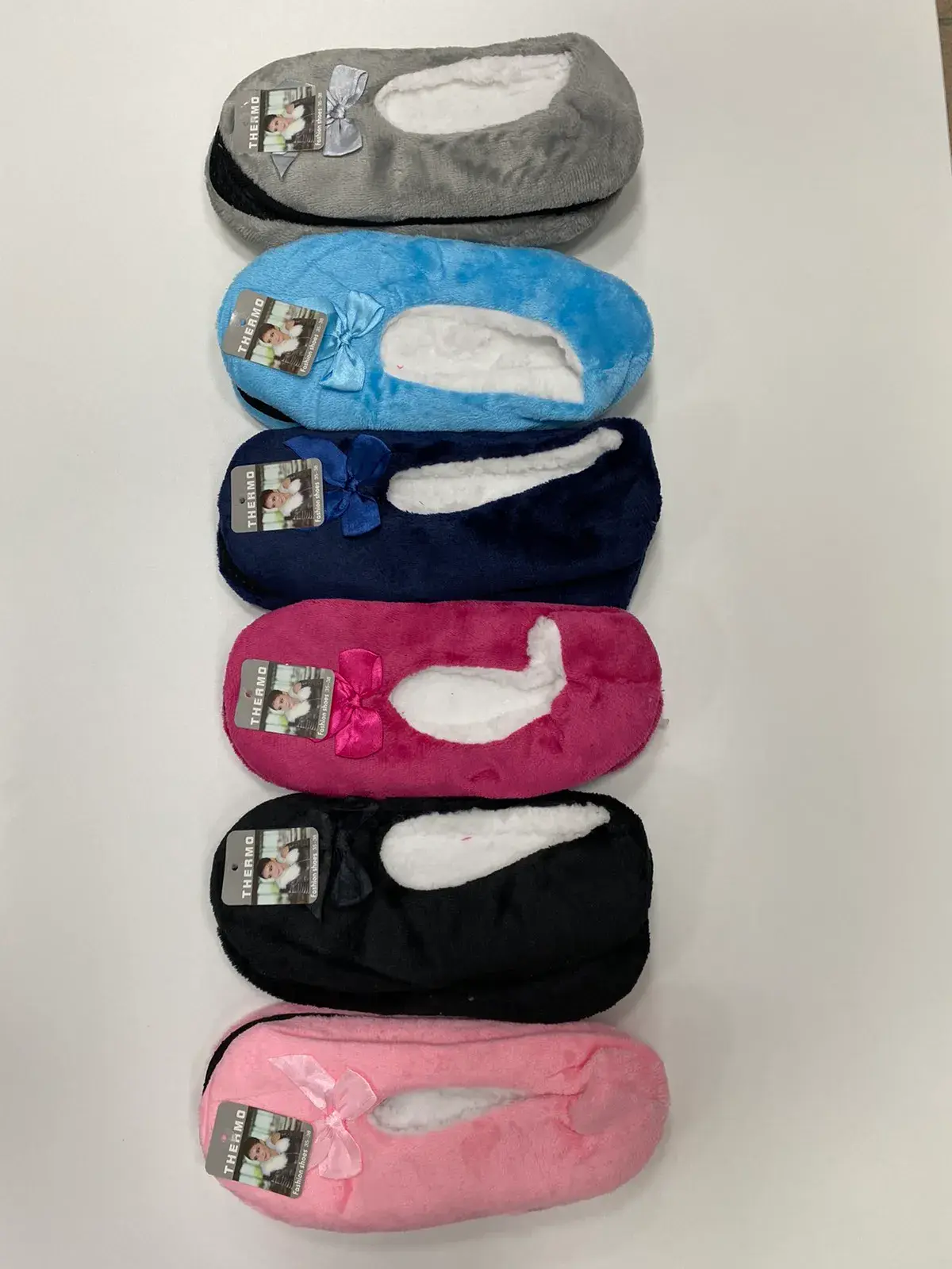 Kapcie damskie domowe z pluszu, mix kolorów