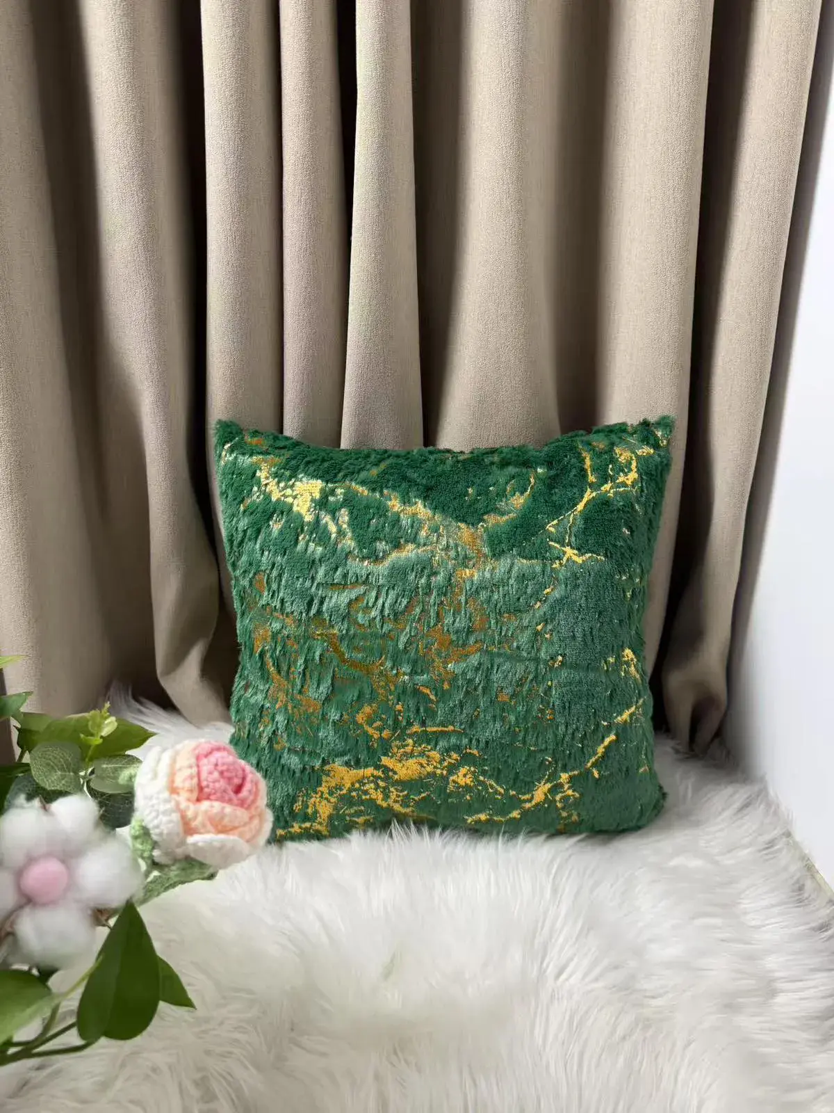 Poszewki dekoracyjne 40x40 cm zielone welurowe