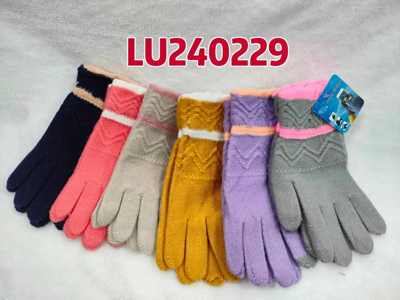 Rękawiczki damskie zimowe LU240229 mix kolorów