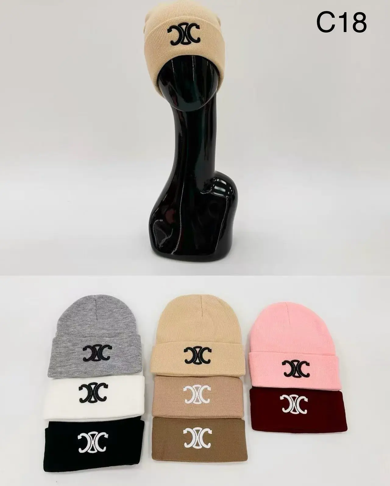 Czapki damskie beanie z logo XXC, C18, mix kolorów