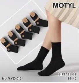 Skarpetki czarne z motywem motyla rozmiar 35-38