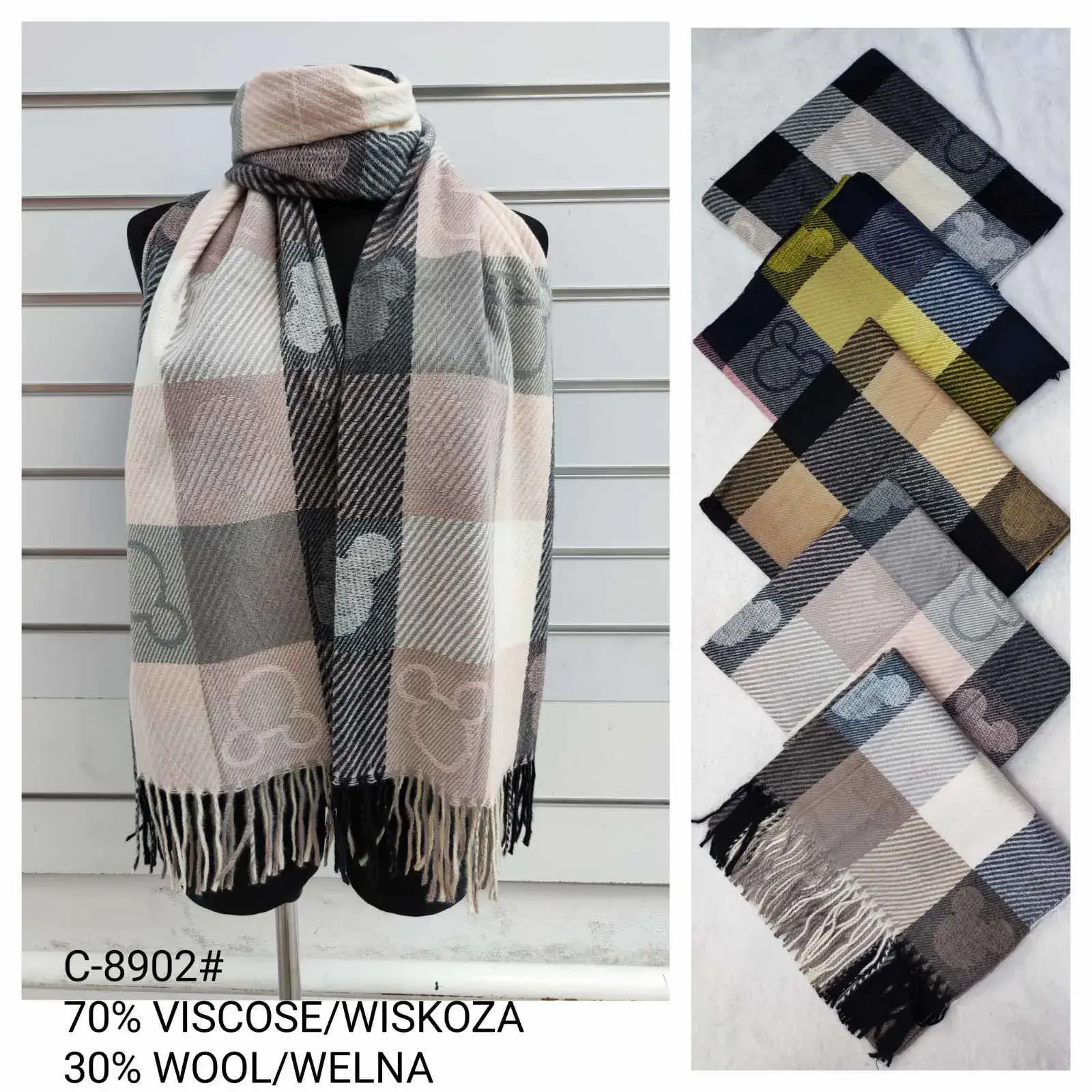 Szaliki damskie z motywem Myszki 70% wiskoza 30% wełna