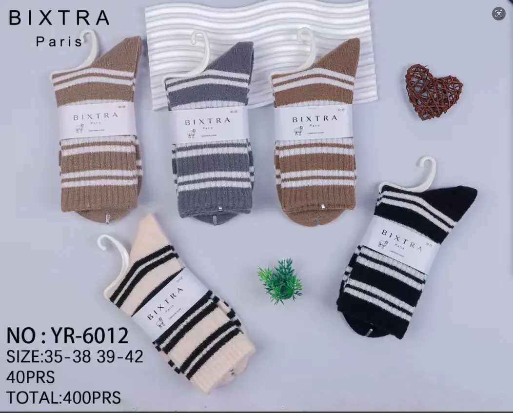 Skarpetki damskie Bixtra Paris w paski, rozmiar 35-42, mix kolorów