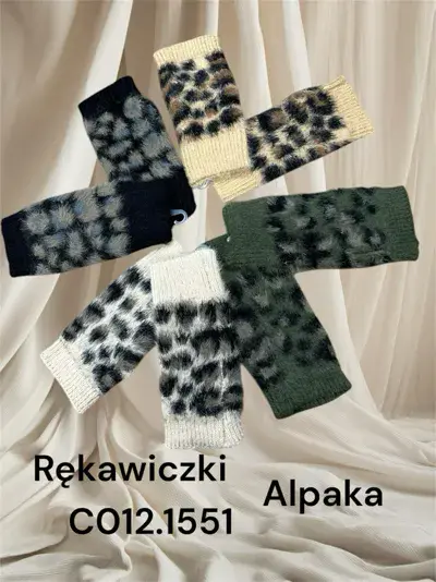 Rękawiczki Alpaka z wzorem zwierzęcym mix kolorów CO12.1551
