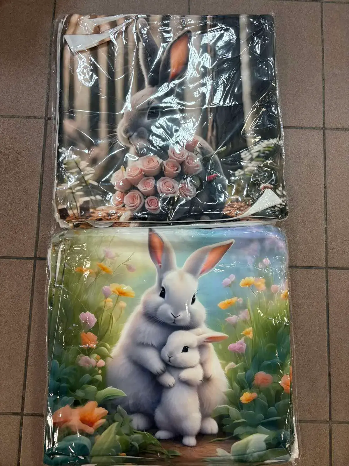 Poszewki 45/45 z motywem królików