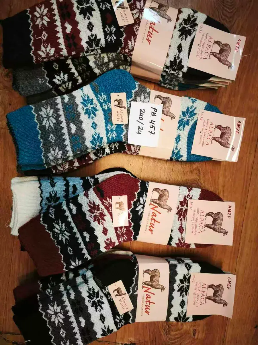 Skarpety Alpaca Natur we wzory zimowe mix kolorów 35-38, 39-42