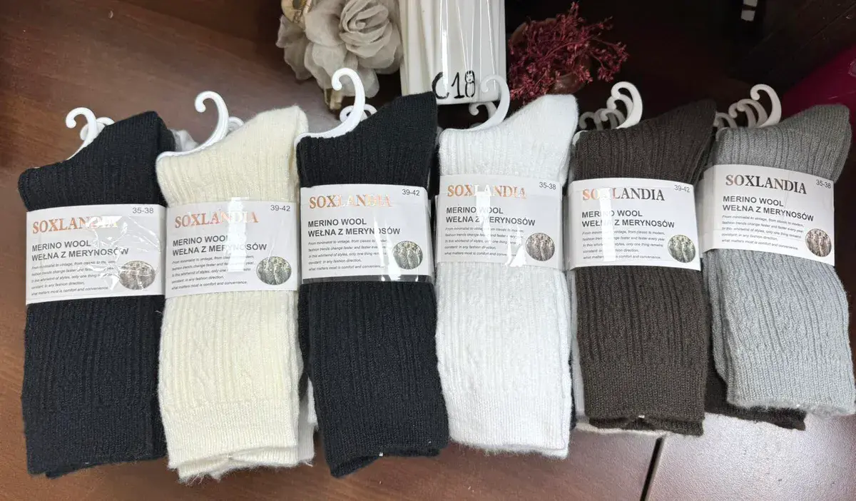 Skarpety Soxlandia z wełny merino w prążkowanym wzorze