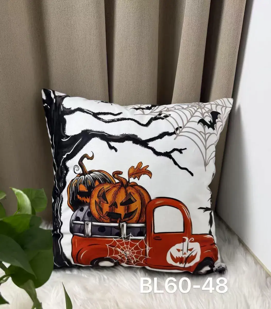 Poszewka na poduszkę Halloween 40x40 cm z dyniami i pająkami