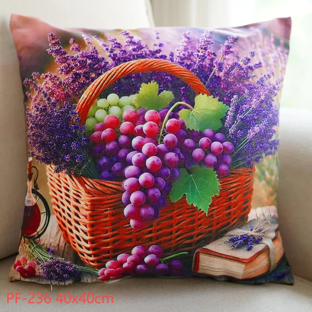 Poszewka dekoracyjna z nadrukiem kosza z winogronami 40x40 cm