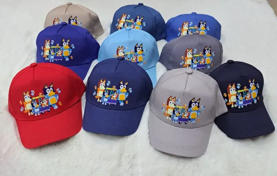 Czapka z daszkiem dla dzieci Bluey 50-52cm mix kolorów – wzór 2