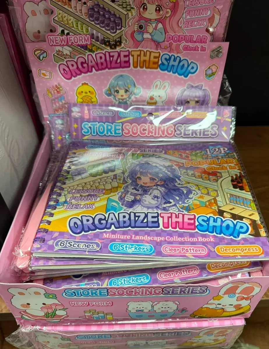 Zeszyt z naklejkami Orgabize The Shop kolorowy z 6 scenami