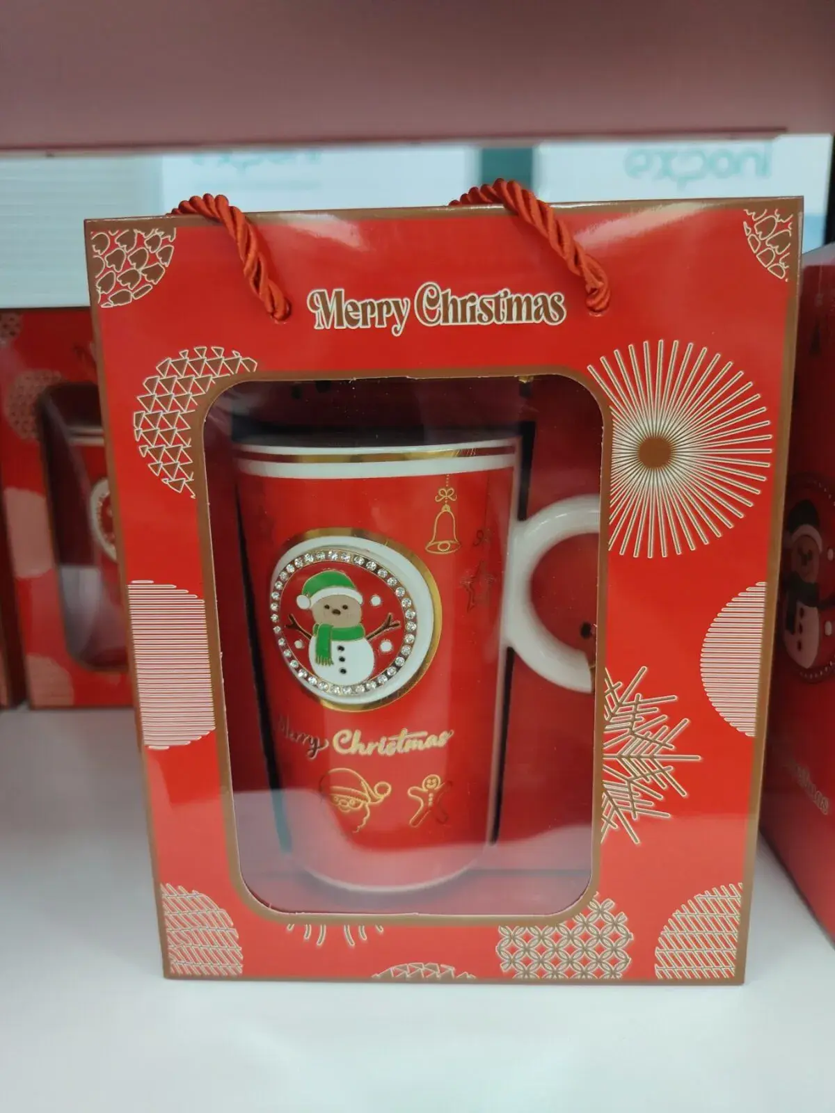 Kubek świąteczny z uszkiem Merry Christmas w pudełku