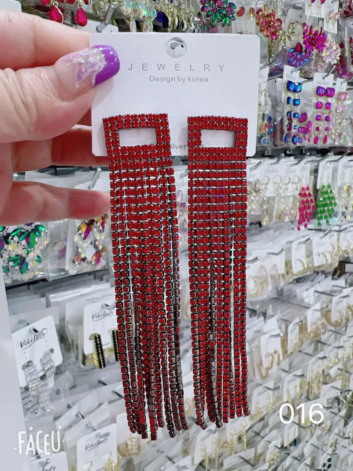 Kolczyki damskie wiszące czerwone z kryształkami