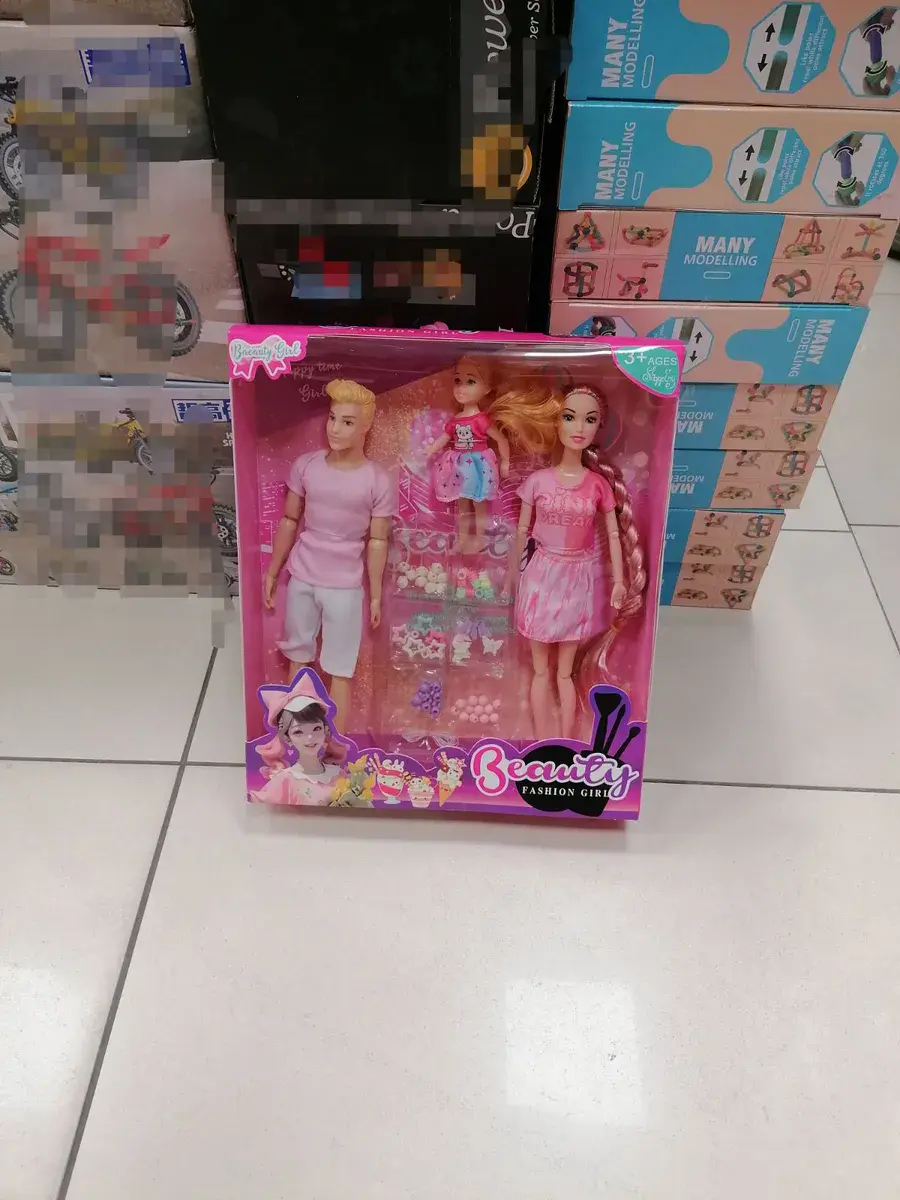 Zestaw lalek fashion girl z akcesoriami różowy komplet 3+